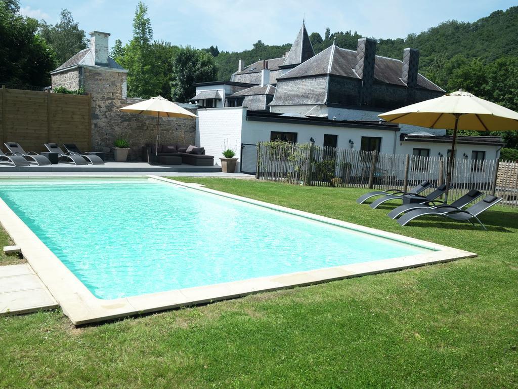 Villa Modern Mansion In Hasti Re Par Del With Pool Hastiere-par-dela Esterno foto
