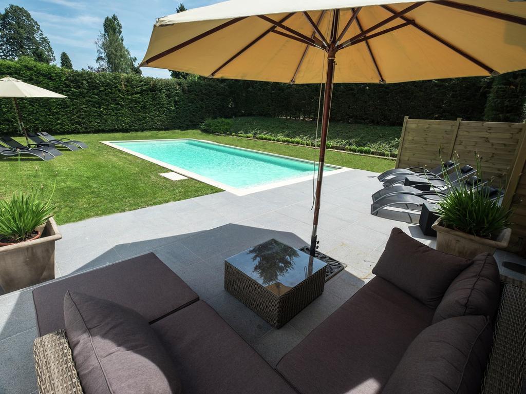 Villa Modern Mansion In Hasti Re Par Del With Pool Hastiere-par-dela Esterno foto